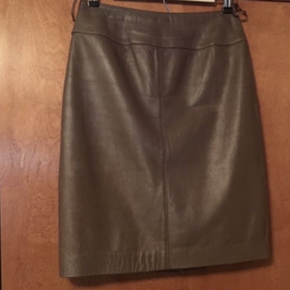 Vintage 1980s Carlisle Size US 4 Taupe Brown lined leather Skirt